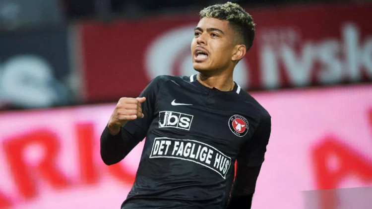 Son dakika: Galatasarayda Evander sesleri yeniden yükseliyor Cicaldau giderse...