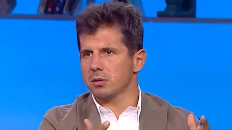 Emre Belözoğlundan flaş açıklamalar Aziz Başkan beni odasından kovdu; Aykut Kocaman, Zokora...