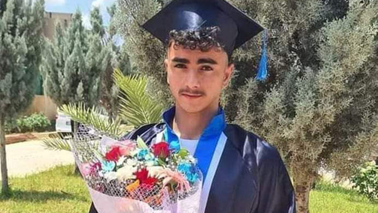 Tıp fakültesini kazanan Faris, bıçaklı kavgada öldürüldü Tıp fakültesini kazanan Faris, bıçaklı kavgada öldürüldü