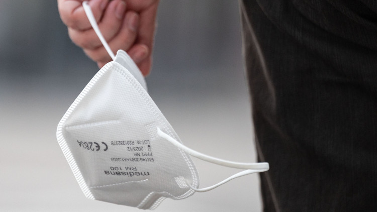 Toplu taşımada maske zorunluluğuna onay