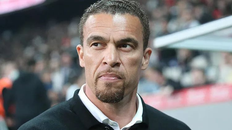 Beşiktaşta eleştiri okları Valerien Ismaele çevrildi Kalede problem... Beşiktaşta eleştiri okları Valerien Ismaele çevrildi Kalede problem...