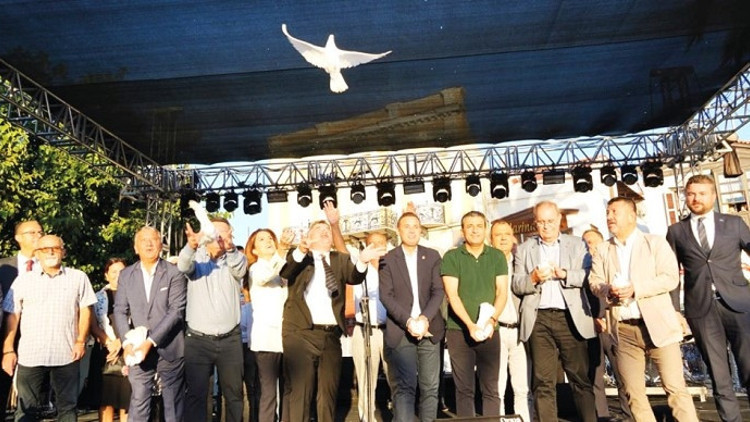 Festival yeniden Çeşme’de Festival yeniden Çeşme’de