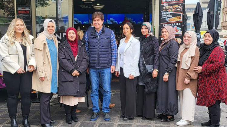 Menderes Türel’e Nürnberg’de yoğun ilgi