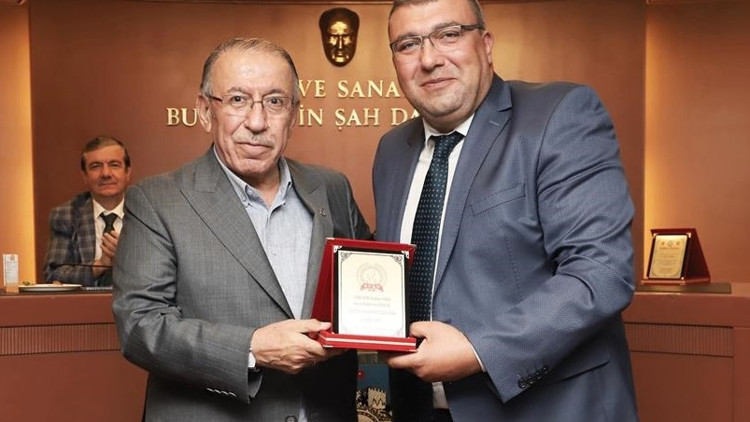 Mesleğe sahip çıkmazsak meslek de bize sahip çıkmaz