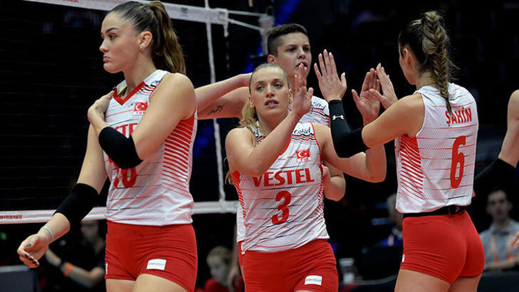 Türkiye-ABD voleybol maçı bekleniyor... Filenin Sultanlarının maçı ne zaman