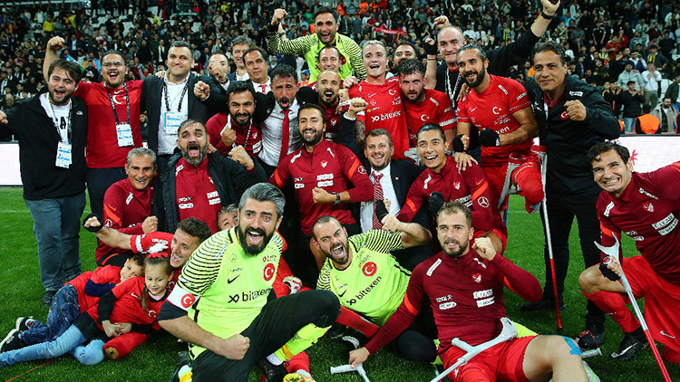 Son dakika: Ampute Futbol Milli Takımı, Dünya Kupasında finale yükseldi Son dakika: Ampute Futbol Milli Takımı, Dünya Kupasında finale yükseldi