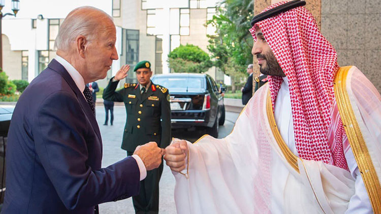 Suudi Arabistandan petrol üretimi açıklaması
