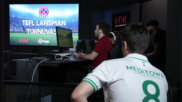 Türkiye Espor Futbol Ligi için imzalar atıldı İşte yayınlanacak kanal... Türkiye Espor Futbol Ligi için imzalar atıldı İşte yayınlanacak kanal...