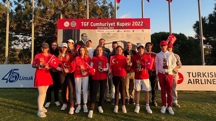 TGF Cumhuriyet Kupası’nın ilk gününde kupalar sahiplerini buldu TGF Cumhuriyet Kupası’nın ilk gününde kupalar sahiplerini buldu