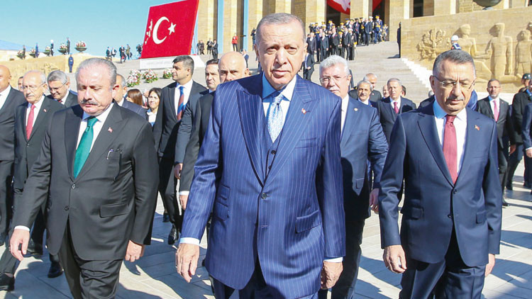 Cumhurbaşkanı’ndan 29 Ekim mesajı: Duvarları kaldırdık