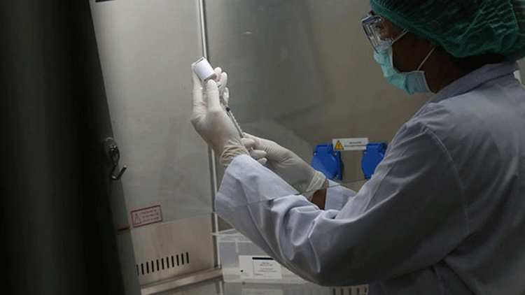 Pfizer’dan yeni aşı müjdesi... Florona için testler başladı