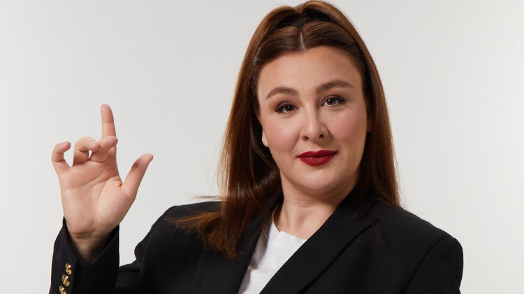 Yasemin Sakallıoğlu: Ağladığım anlarda video çeker, sonra izlerim