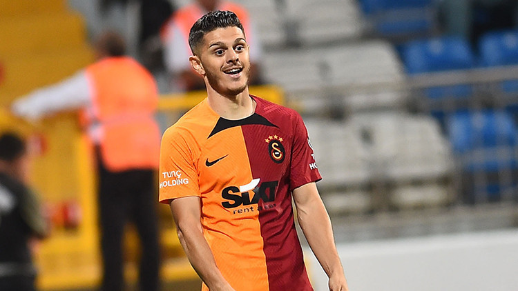 Son Dakika: Galatasaraydan Milot Rashica için stratejik transfer hamlesi
