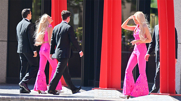 Margot Robbie sözünü sakınmadı: Kimsenin Barbiesi değilim Arkamdan iş çevirenleri biliyorum