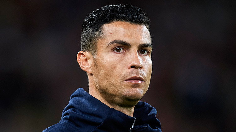 Son Dakika: Cristiano Ronaldo emeklilik için tarih verdi Messiye övgüler ve Erik ten Hag...
