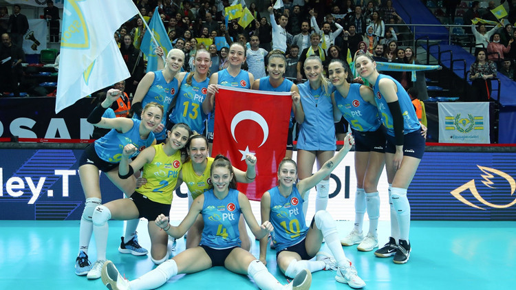 PTT, Challenge Kupasıda set vermeden kazandı