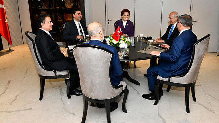 6’lı masa teklifini açıklıyor