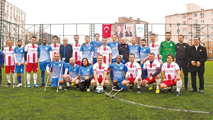 Adaletspor ile Pendik Ampute karşı karşıya