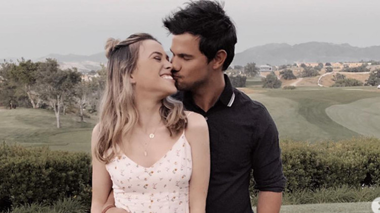 Yakışıklı oyuncu,  hemşire aşkıyla evlendi: Ablası çöpçatanlık yapmıştı