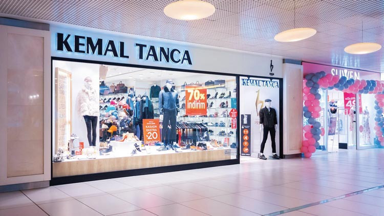 Tanca Tanca’ya karşı