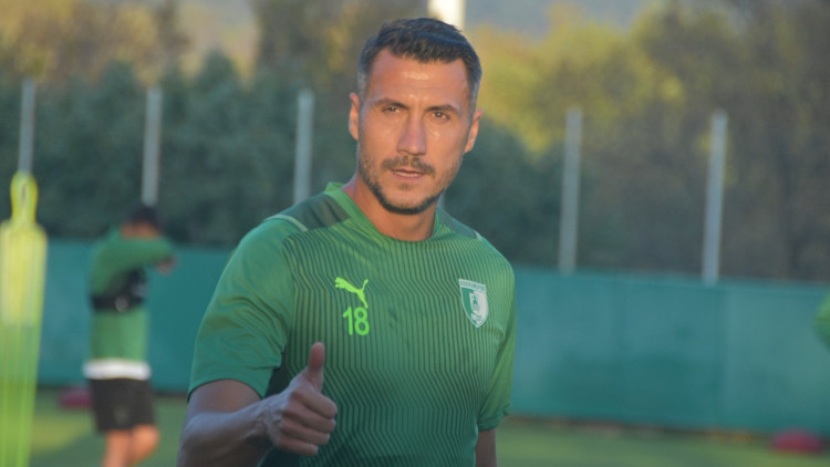 Bodrumsporda Adis Jahovic ile yollar ayrılıyor