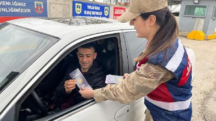 Elazığ’da kadın astsubaylar KADES’i tanıttı