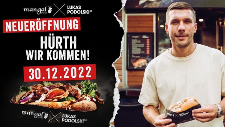 Futbolunu bırak dönerine bak