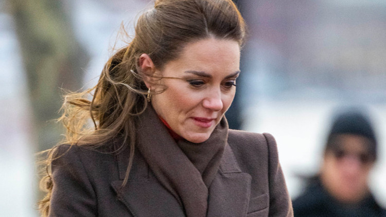 Mutlu prenses olmak kolay değil: Yeni yıla ağlayarak girmiş