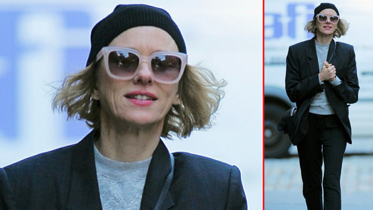 Yüzüm kırış kırış, artık çocuk da doğuramam... Ama hayat bana güzel Yüzüm kırış kırış, artık çocuk da doğuramam... Ama hayat bana güzel