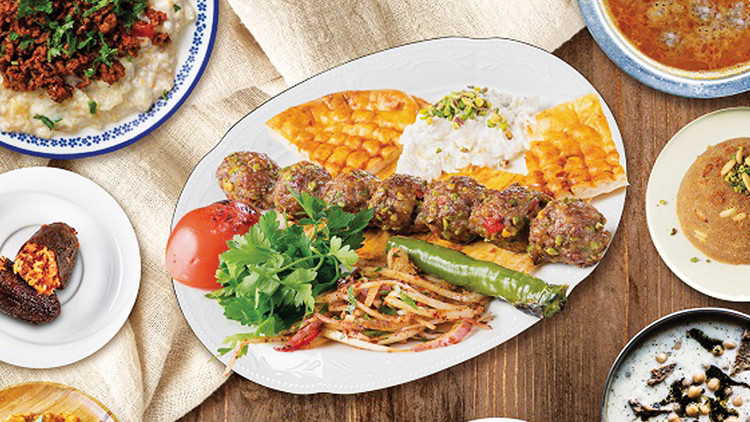 Gastronomi kazanında kaynayanlar