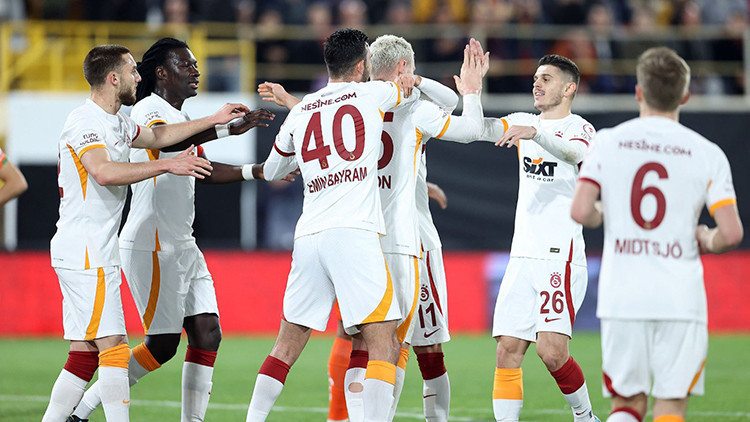 Rekora koşan Galatasarayın konuğu Antalyaspor Muhtemel 11... Rekora koşan Galatasarayın konuğu Antalyaspor Muhtemel 11...