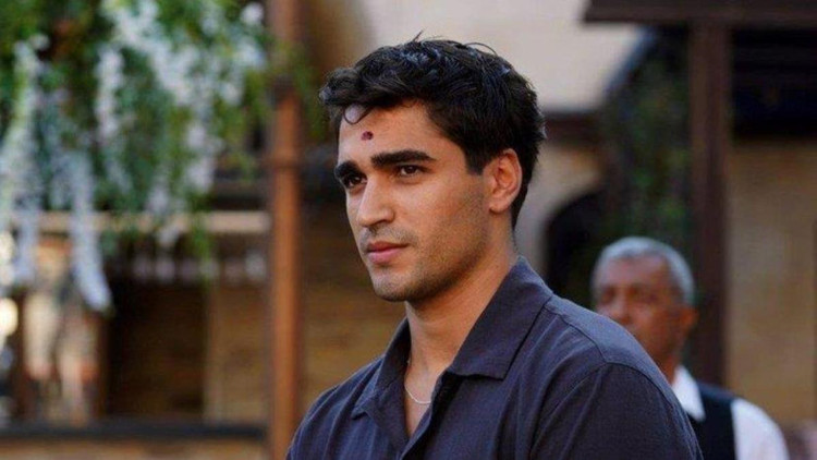 Mert Ramazan Demir kimdir, nereli, kaç yaşında? Mert Ramazan Demir hangi  dizilerde ve filmlerde oynadı? - Magazin Hayat