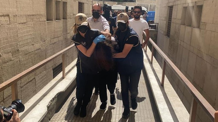 Cezaevi servisine bombalı saldırının 4 failine 913er yıl ceza Cezaevi servisine bombalı saldırının 4 failine 913er yıl ceza