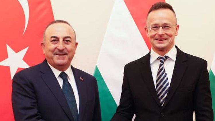 Bakan Çavuşoğlu, Macar mevkidaşı Szijjarto ile görüştü Bakan Çavuşoğlu, Macar mevkidaşı Szijjarto ile görüştü