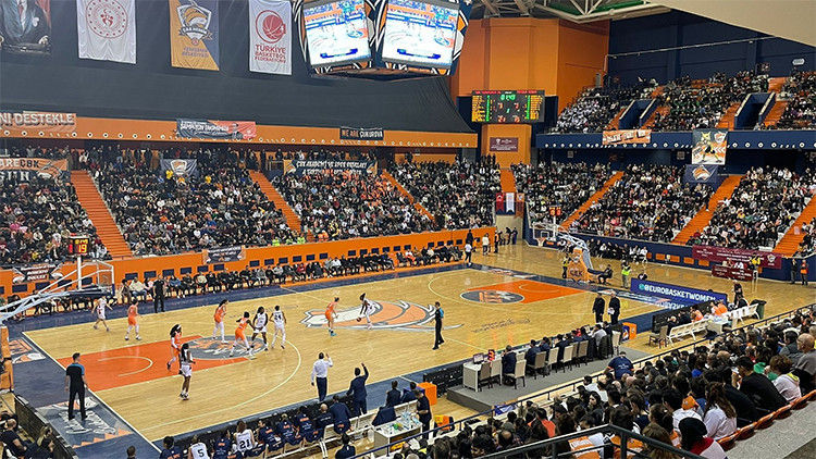 Başkan Çevirgenden taraftara teşekkür Başkan Çevirgenden taraftara teşekkür