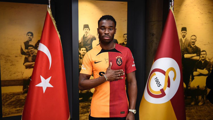 Galatasaray, Adekugbe transferini açıkladı Galatasaray, Adekugbe transferini açıkladı