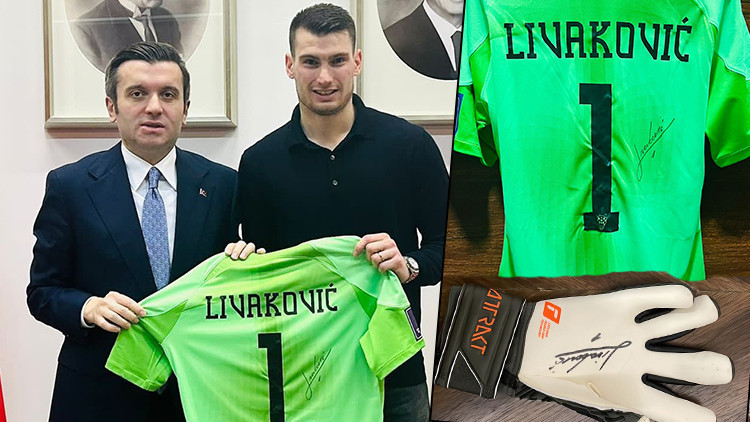Livakovic, Brezilya maçındaki forması ve eldivenini depremzedeler için bağışladı Livakovic, Brezilya maçındaki forması ve eldivenini depremzedeler için bağışladı