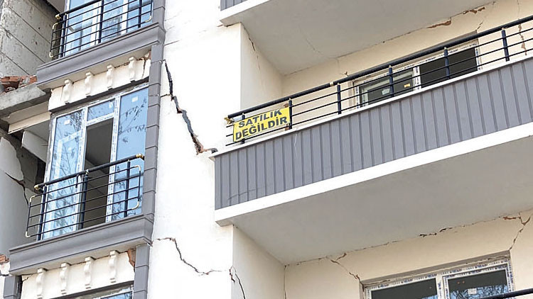 İyi ki satılık değillermiş