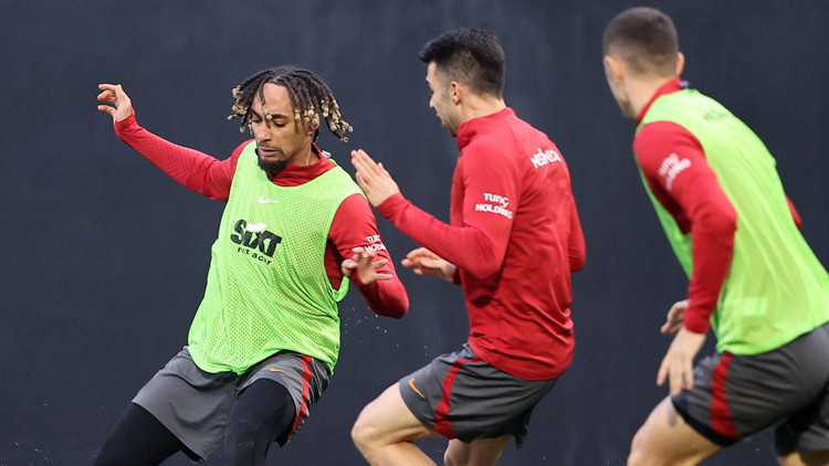 Galatasaray, Kasımpaşa maçı hazırlıklarına başladı Galatasaray, Kasımpaşa maçı hazırlıklarına başladı