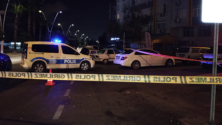 Gece kulübünde silahlı kavga:5 yaralı Gece kulübünde silahlı kavga:5 yaralı