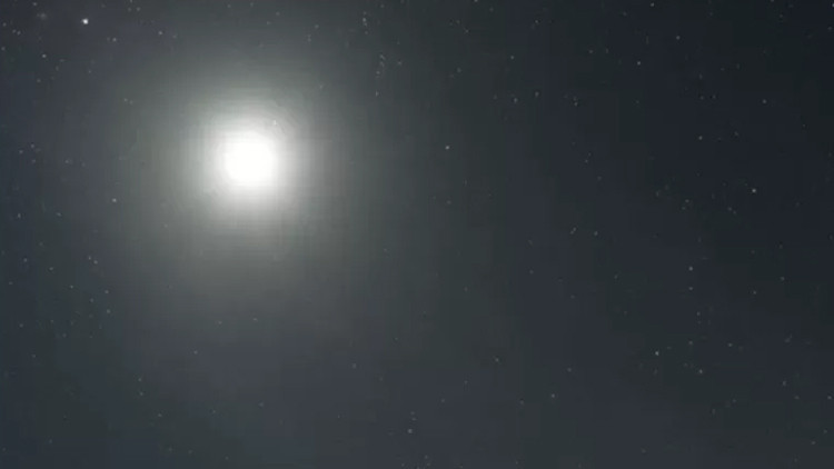 Beş gezegen Ay ile aynı hizaya geldi Beş gezegen Ay ile aynı hizaya geldi