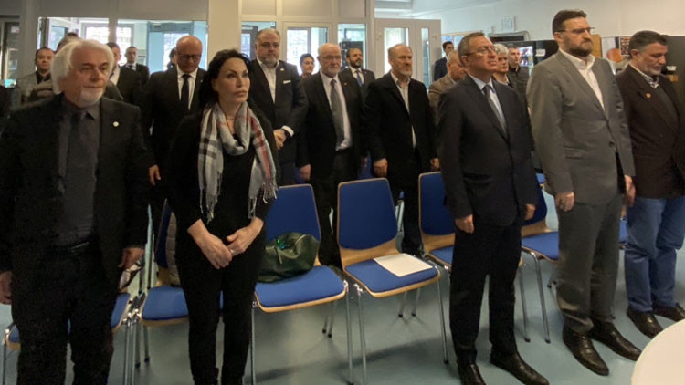 Başkonsoloslukta depremzedeleri anma töreni