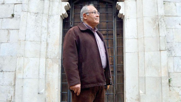 Sahte diplomayla 42 yıl müteahhitlik yapmıştı... Şimdi yandı Sahte diplomayla 42 yıl müteahhitlik yapmıştı... Şimdi yandı