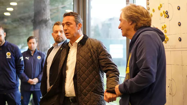 Son dakika: Fenerbahçede Jorge Jesus kararı verildi Ali Koçun genel kurul düşüncesi... Son dakika: Fenerbahçede Jorge Jesus kararı verildi Ali Koçun genel kurul düşüncesi...