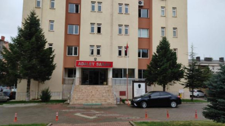 Kızına 27 yıl cinsel saldırıda bulunan babaya, 31 yıl hapis cezası