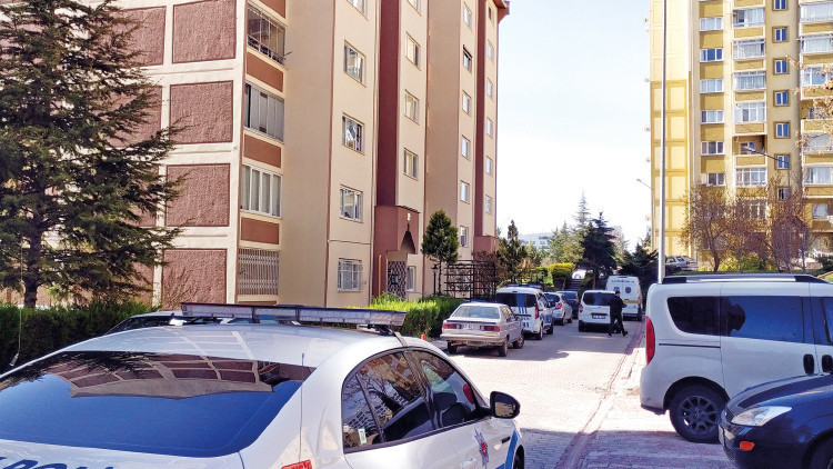 Emekli polis dehşet saçtı
