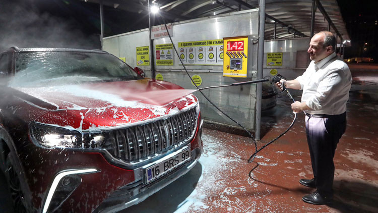 Bakan Varanktan Togga bayram temizliği