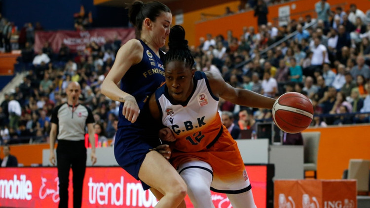 Fenerbahçe Alagöz final serisinde 2-0 öne geçti