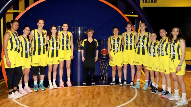 EuroLeague kupası, Fenerbahçe Basketbol Müzesi’nde EuroLeague kupası, Fenerbahçe Basketbol Müzesi’nde