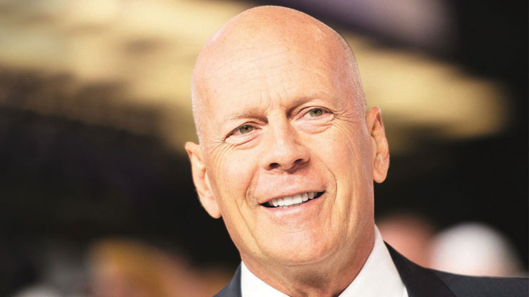 Bruce Willis dede oldu